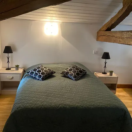 Maison Des Pruniers بيت للعطل Massels